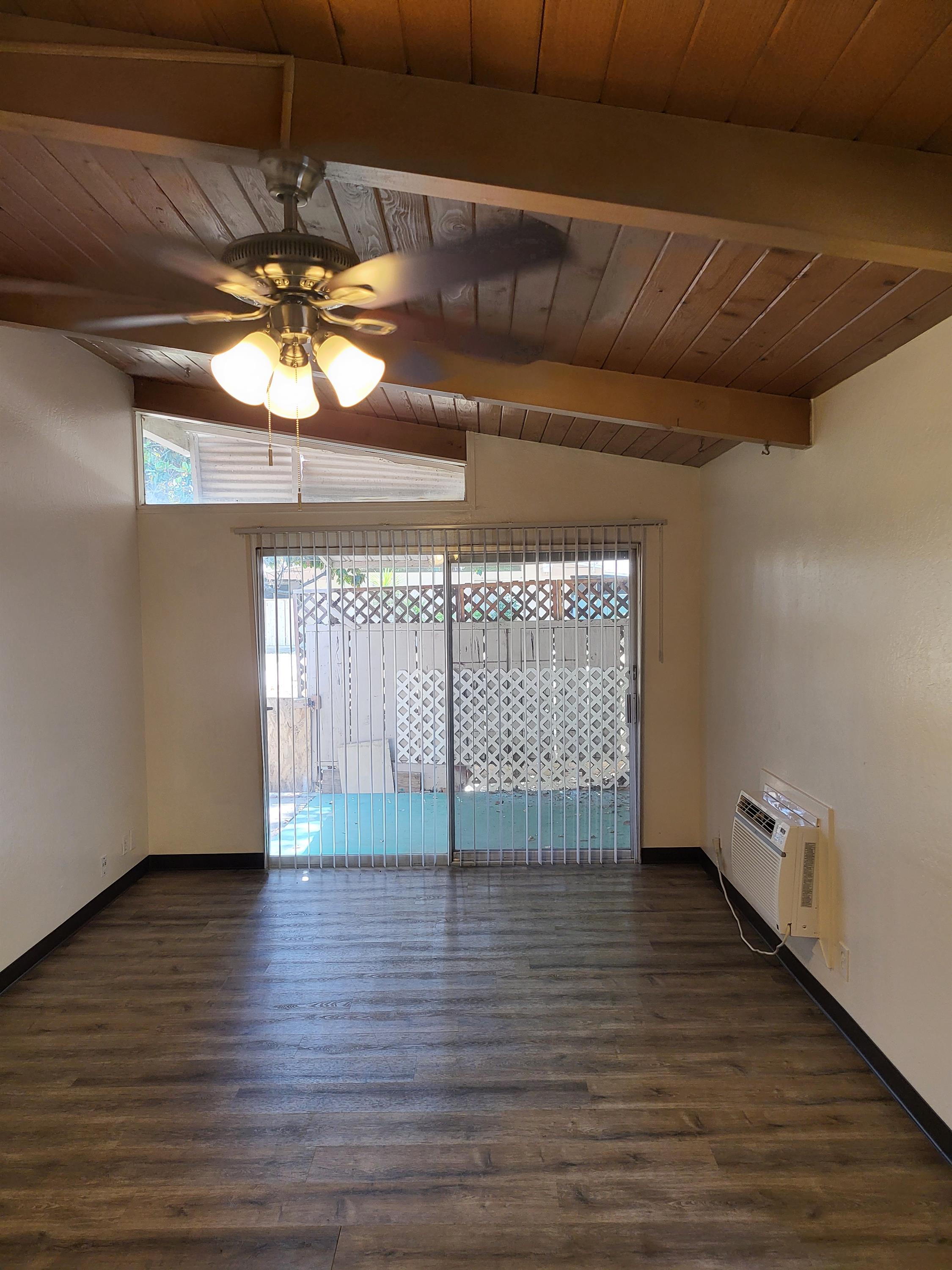 1728 W. Shaw Ave-G